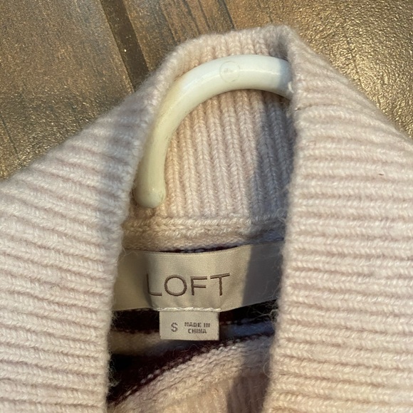 Loft sweater - Picture 3 of 4